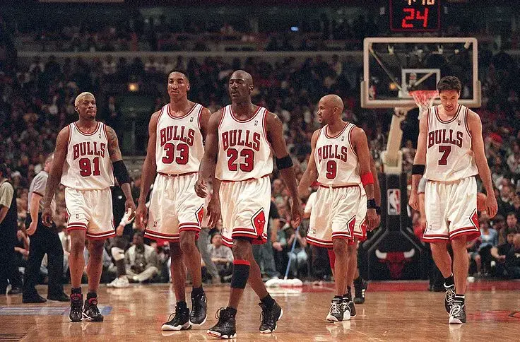 K.C. Johnson: 1995 96 Bulls vs. this seasonís Warriors: Debate centers around defense